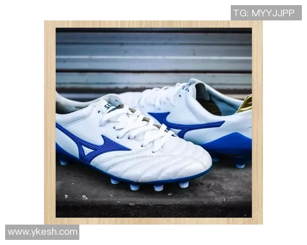 足球明星们钟爱的球鞋款式与品牌解析让你了解他们的时尚选择与运动风格